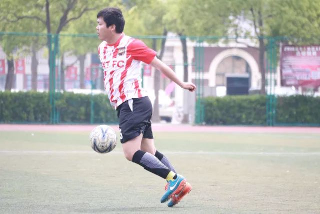 首钢主帅:今天的表现很失望 球迷有权感到愤怒